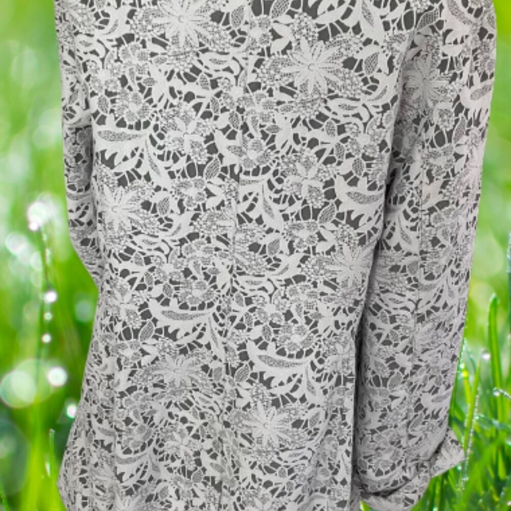 Beautiful Spring Coat - Picture 7 of 7